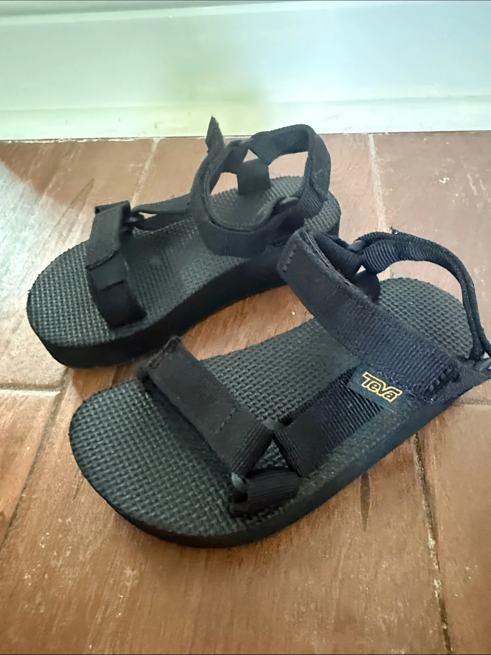 Teva classic kids